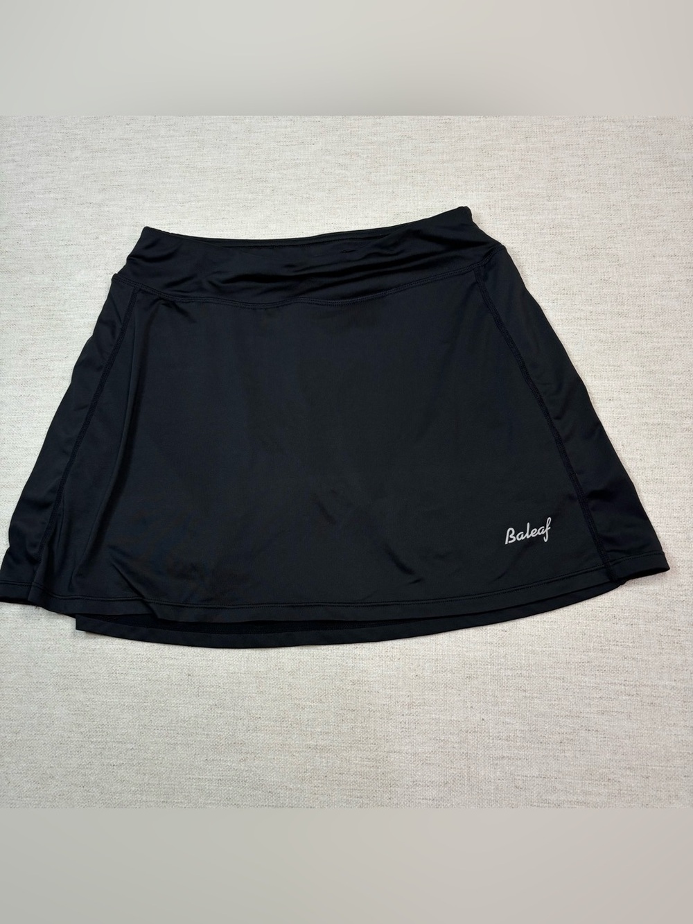 Baleaf Women’s size S Athletic Skort skirt in black